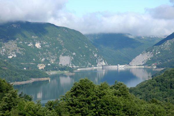 Agriturismo I Due Regni Petrella Salto 外观 照片